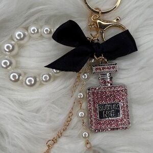 Sophisticated Perfume Bottle pearls & Rhinestone with pendant keychain Pink